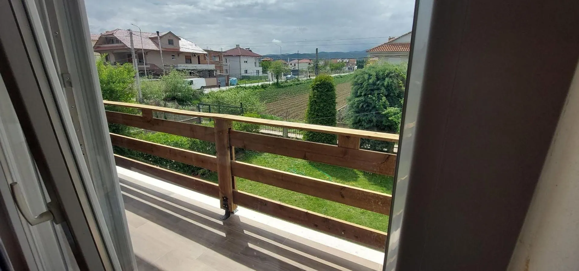 Villa Nathanael Cozy Rooms With Balcony Πόγραδετς 0*,