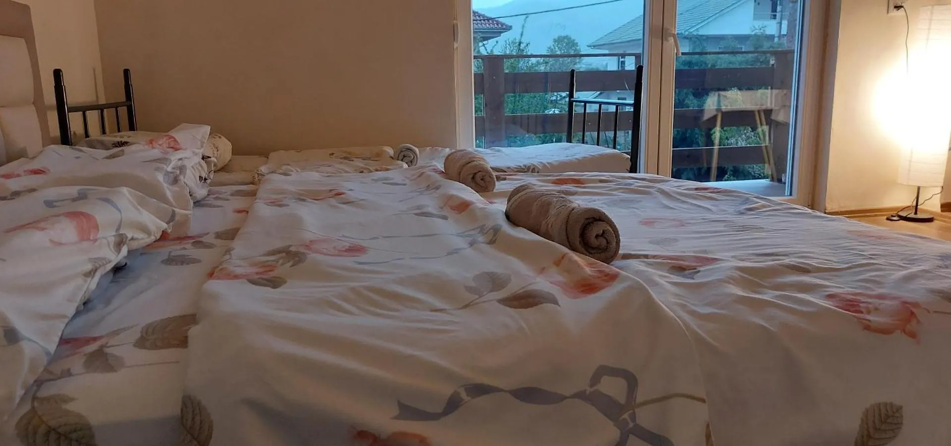 Villa Nathanael Cozy Rooms With Balcony Πόγραδετς Εξοχικό σπίτι